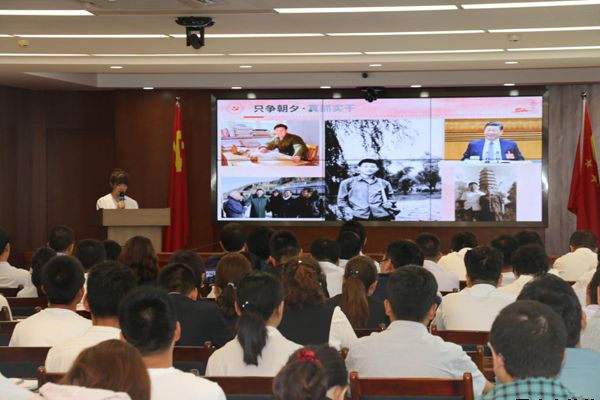 泓源公司黨委舉辦“培育泓源精神，勇?lián)鷩笫姑敝黝}演講比賽(圖4)
